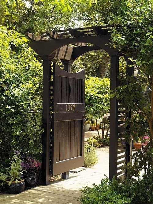 30 poutavých nápadů na zahradní vchodové dveře